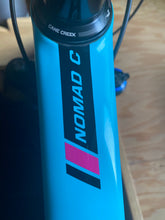 Load image into Gallery viewer, Santa Cruz Nomad C Blue/Pink L